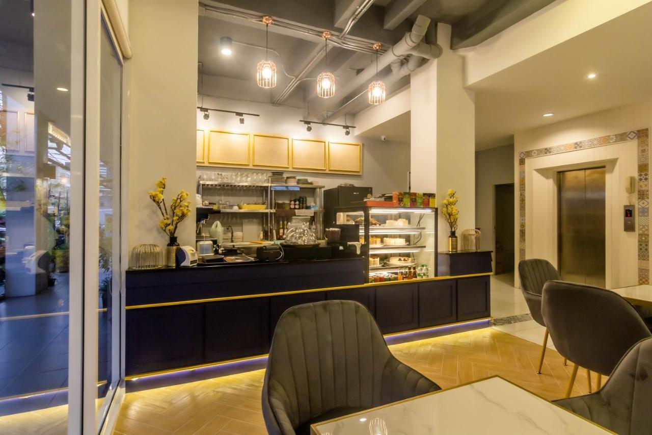 Montree Phuket Hotel, Sha Extra Plus Luaran gambar