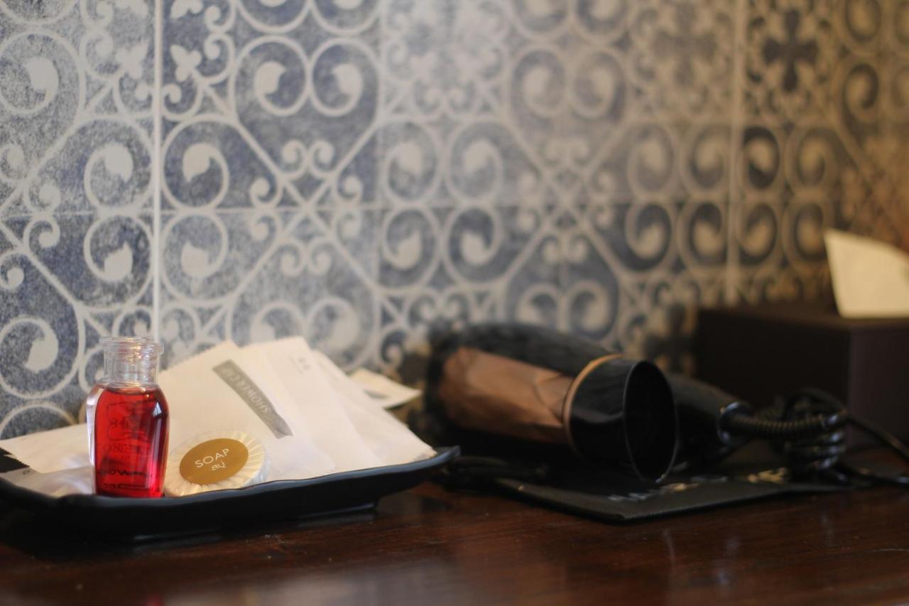Montree Phuket Hotel, Sha Extra Plus Luaran gambar
