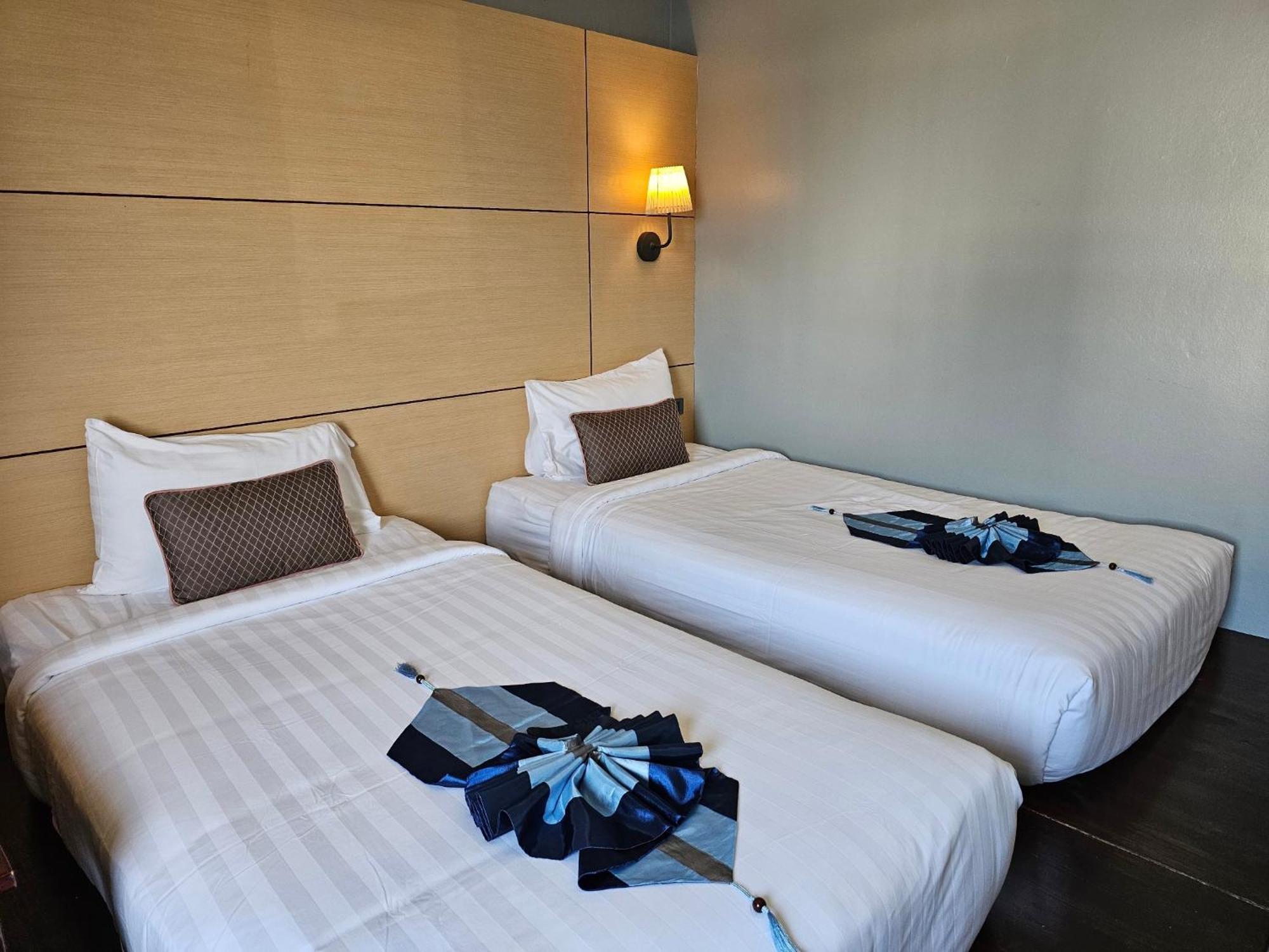 Montree Phuket Hotel, Sha Extra Plus Luaran gambar